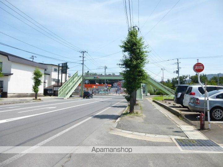 山形県米沢市成島町1丁目の賃貸マンションの周辺