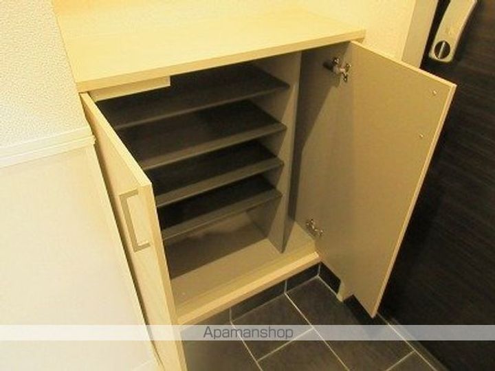 岩手県盛岡市緑が丘2丁目の賃貸アパートの内装