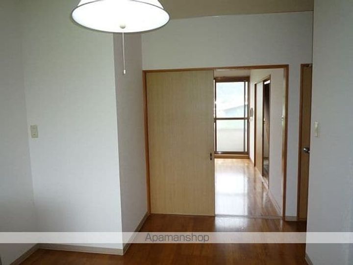 シガハイツⅡ106の内装