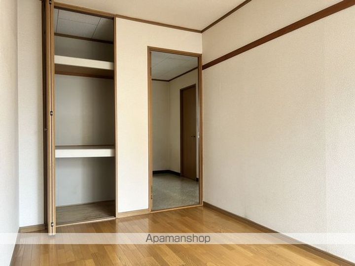 レジデンス栗島205の内装