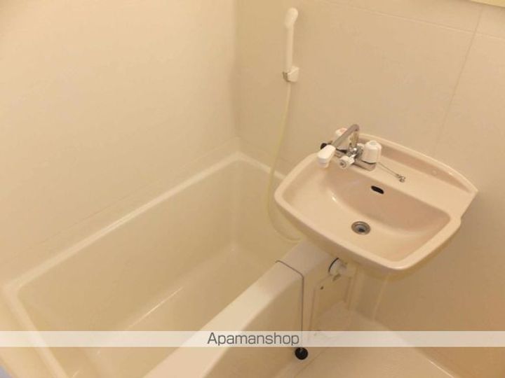 レオパレスフローラの風呂