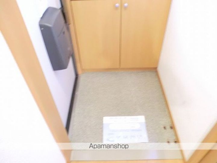 サンビレッジ神田の玄関