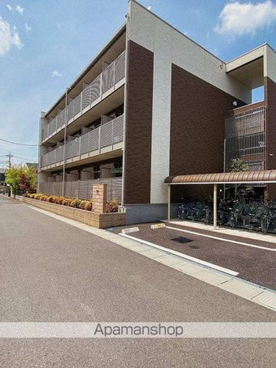 クレイノWEST八潮の外観
