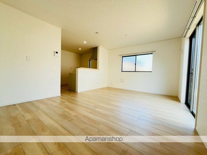 埼玉県久喜市栗橋東5丁目(一戸建)の賃貸物件戸建ての居間
