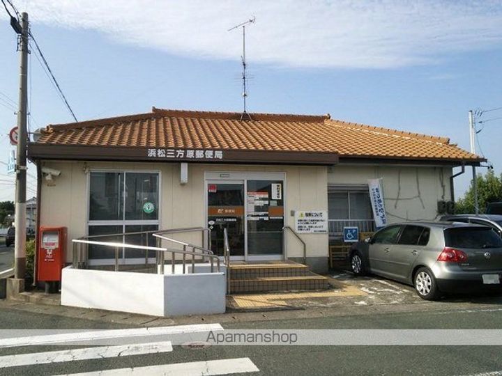 レオパレスピュアフルの周辺