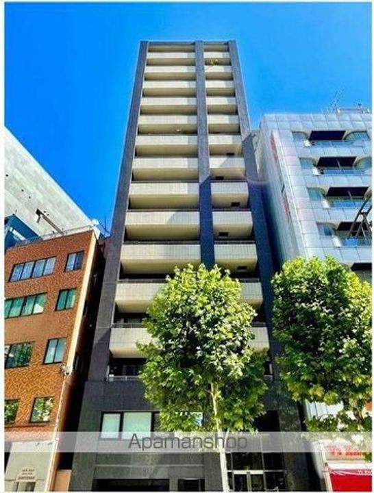 東京都千代田区神田小川町3丁目の賃貸マンションの外観