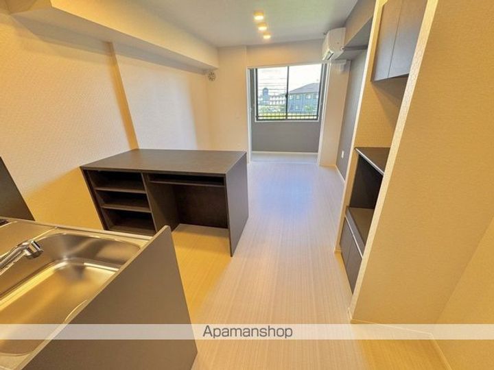 滋賀県東近江市小脇町の賃貸アパートの内装