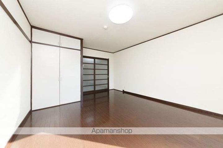 ホームズ1502の居間