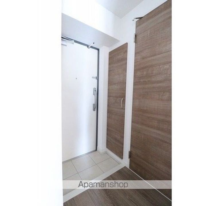 アルファコート西新井の玄関