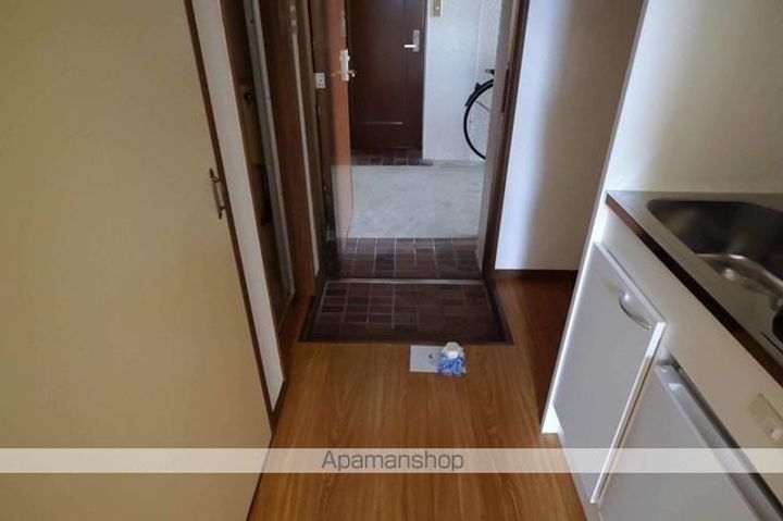 LIVEX 赤見の内装