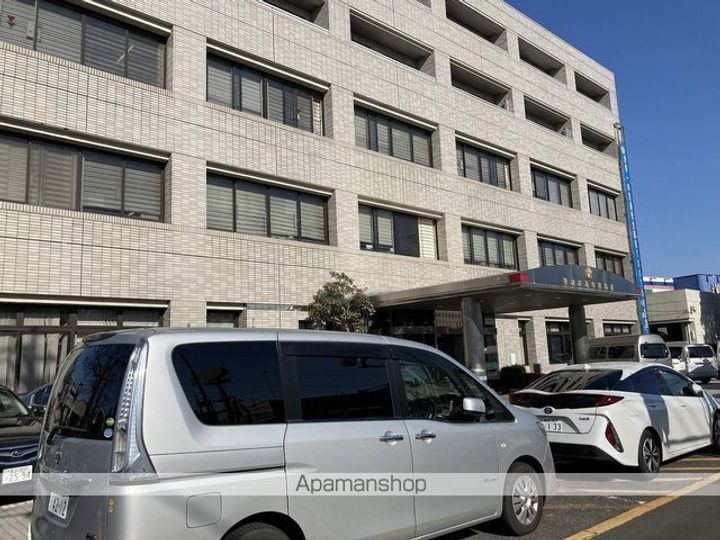 レオパレスリュエルの周辺