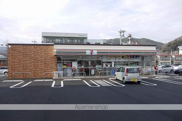 プリムローズの周辺