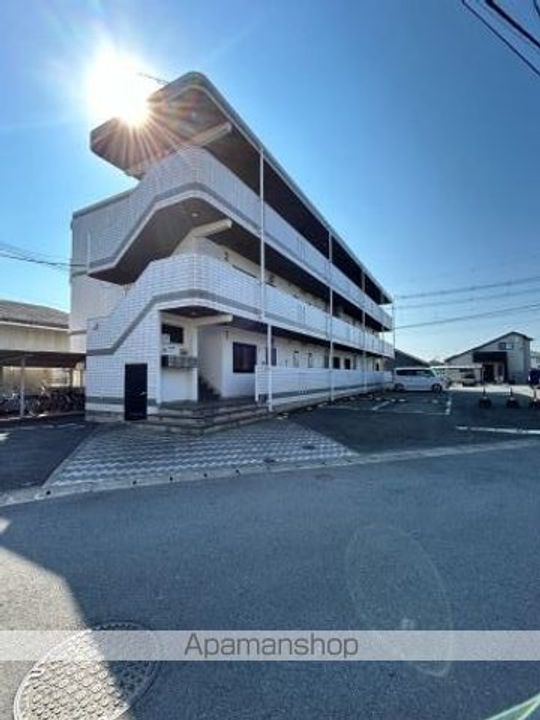 ロイヤルハイツ302の外観