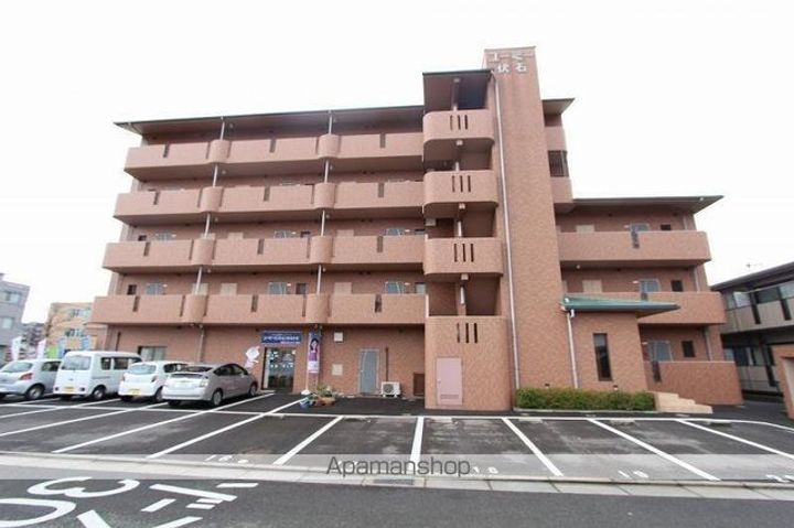 ユーミー伏石の外観