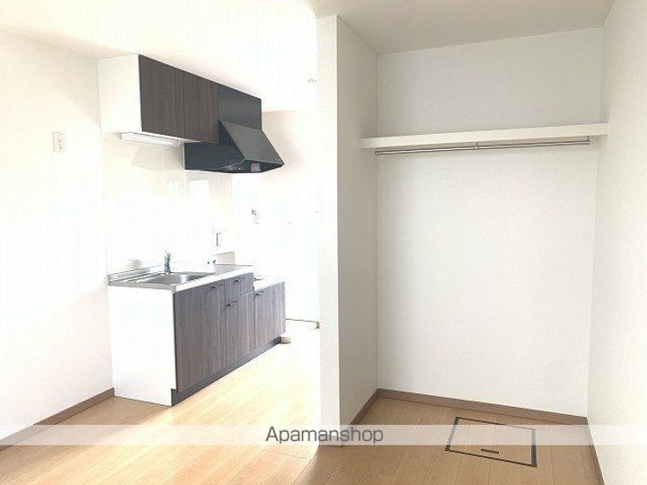 ROOM FOR GROWTH206の内装