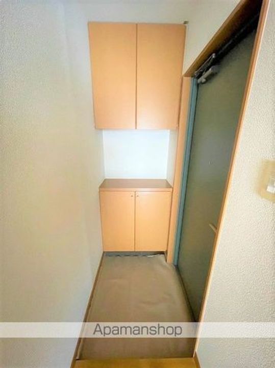 シャトーアトラス601の玄関