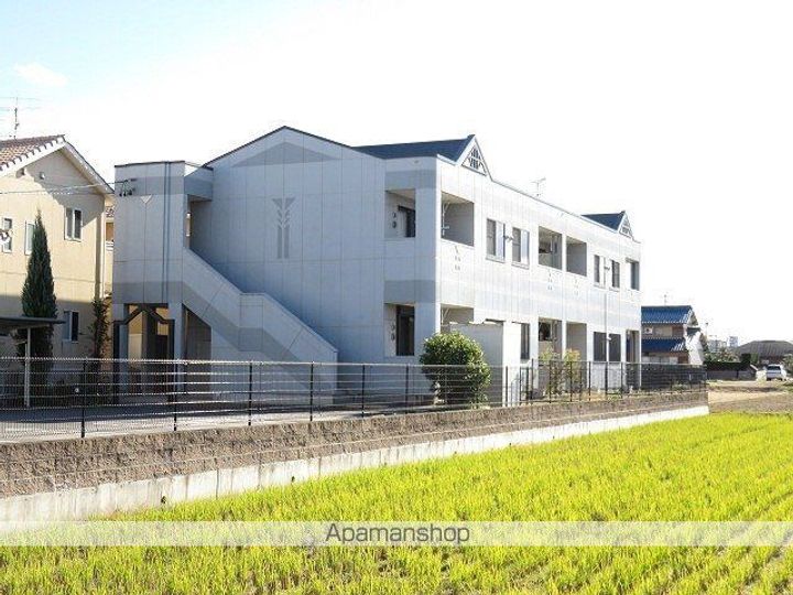 岐阜県岐阜市柳津町上佐波東1丁目の賃貸アパートの外観