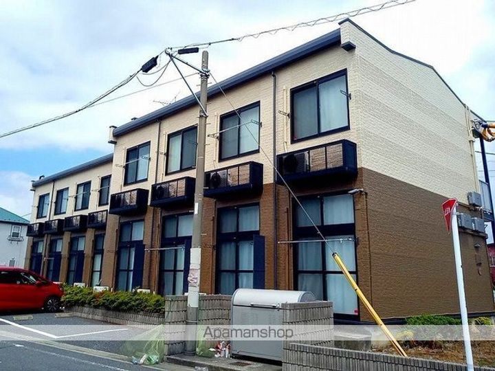 レオパレスグランベルクの外観