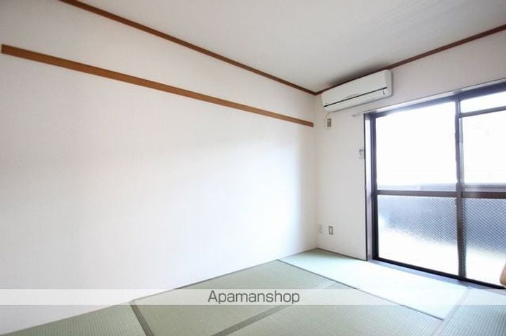 グランメゾンド蓮田の居間