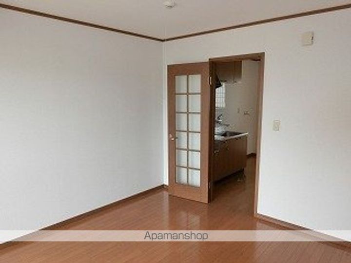 サンシティーヤーニングの内装