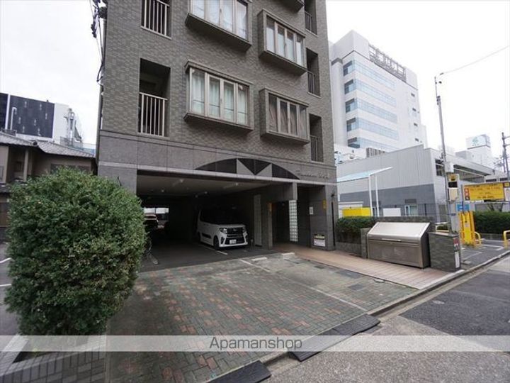 愛知県名古屋市東区東片端町の賃貸マンションの外観
