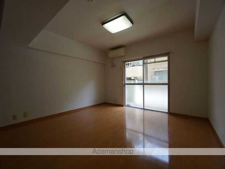 ハイツ東大手の内装