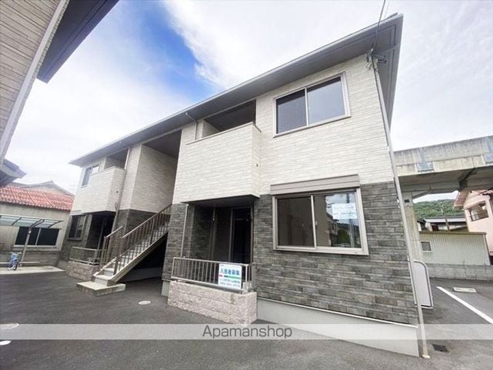 ファヴィリータCの外観