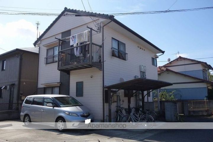 サンハイム西棟1F01号の外観