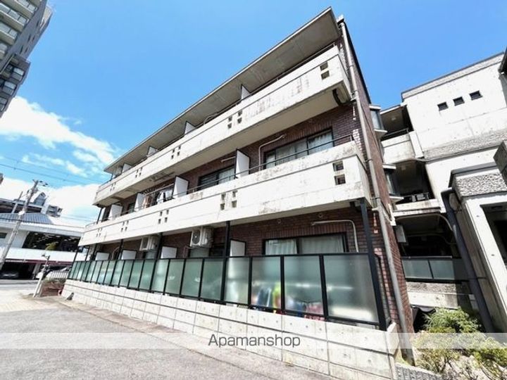 滋賀県大津市本堅田4丁目の賃貸マンション202の外観
