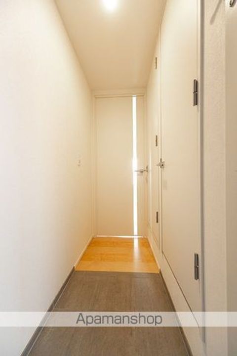 東京都杉並区西荻南4丁目の賃貸マンションの玄関