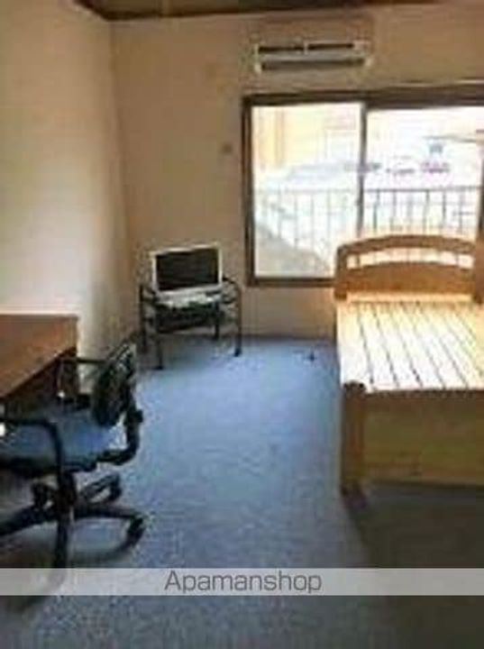 コーポ鎌田B107の居間