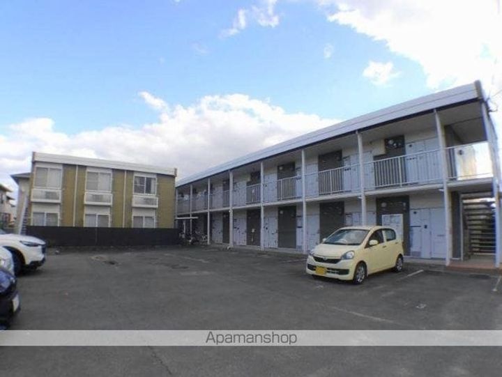 香川県高松市太田上町の賃貸アパートの外観