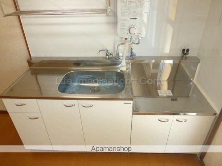 滋賀県甲賀市水口町梅が丘の賃貸マンションのキッチン