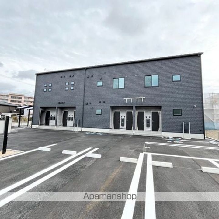 滋賀県彦根市竹ケ鼻町の賃貸アパートの外観