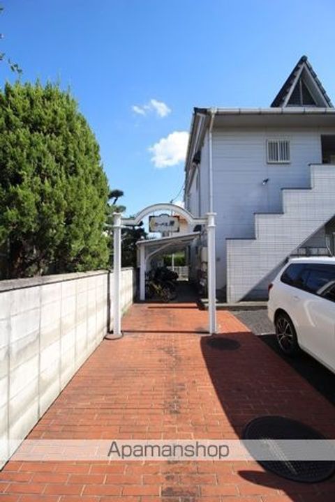 岡山県岡山市北区原の賃貸アパートの外観