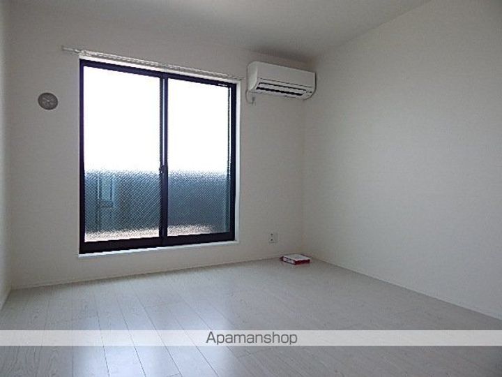 カインドネス東大和307号室の居間