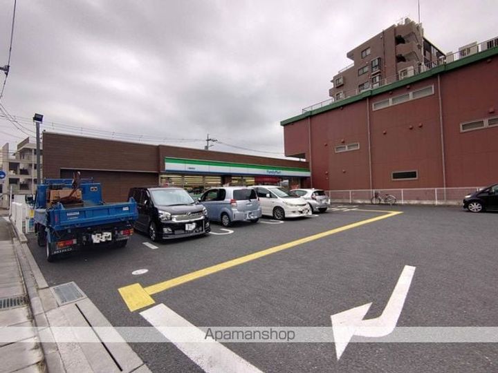 トーシンハイツ三郷の周辺