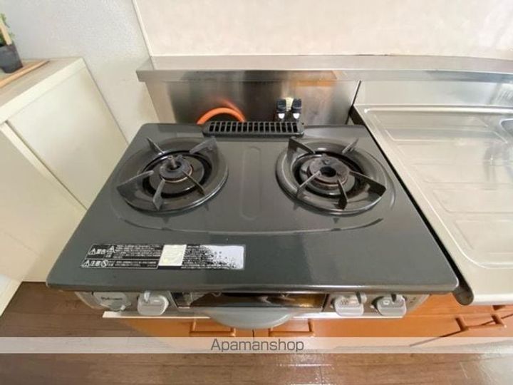 香川県高松市伏石町の賃貸アパートの内装