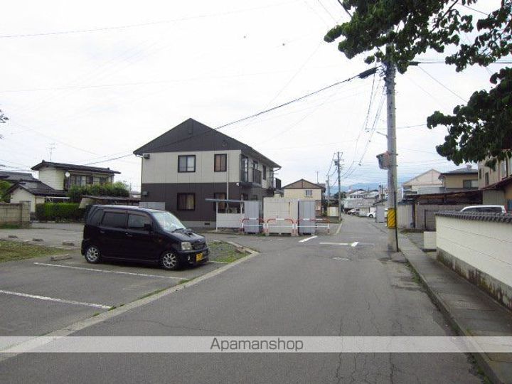 長野県長野市大字川合新田の賃貸アパートの周辺