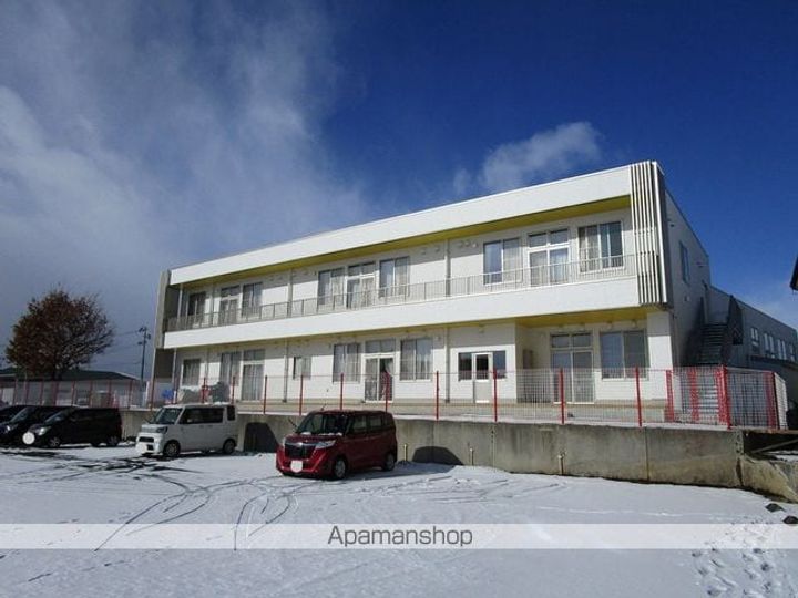 ニュースカイタウンD棟の周辺