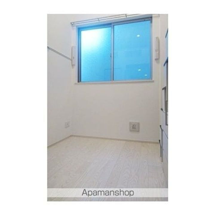 スクリーア永福203号室の居間