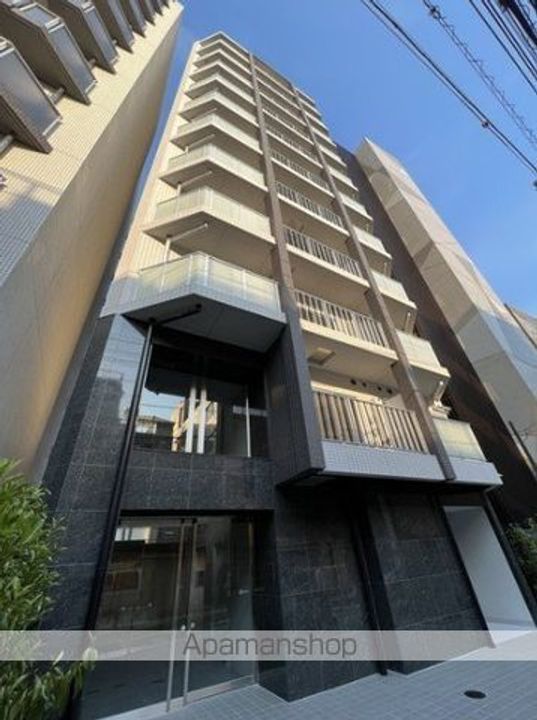 東京都新宿区百人町2丁目の賃貸マンションの外観