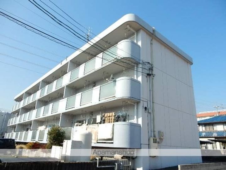 岡山県岡山市中区倉田の賃貸マンションの外観