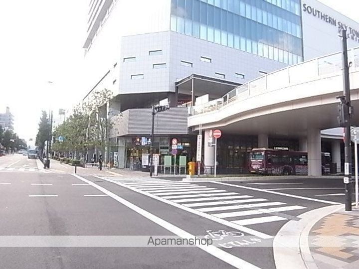 ペニーアーケード101の周辺