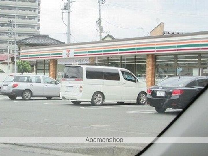 リバティーハイツ202の周辺