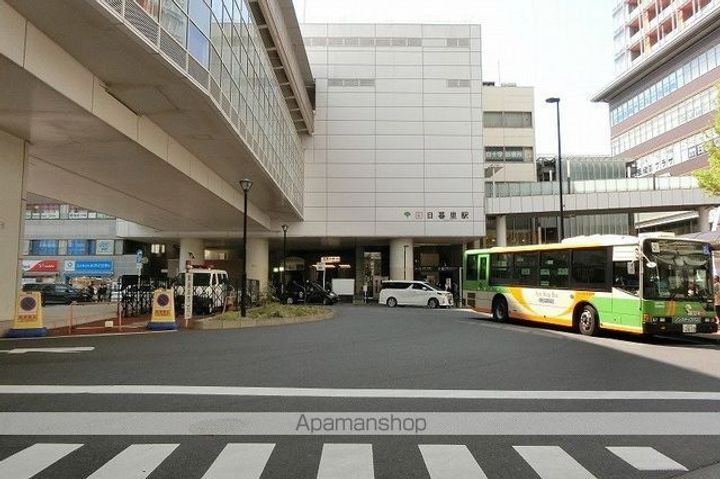 プライムアーバン西日暮里フロントの周辺