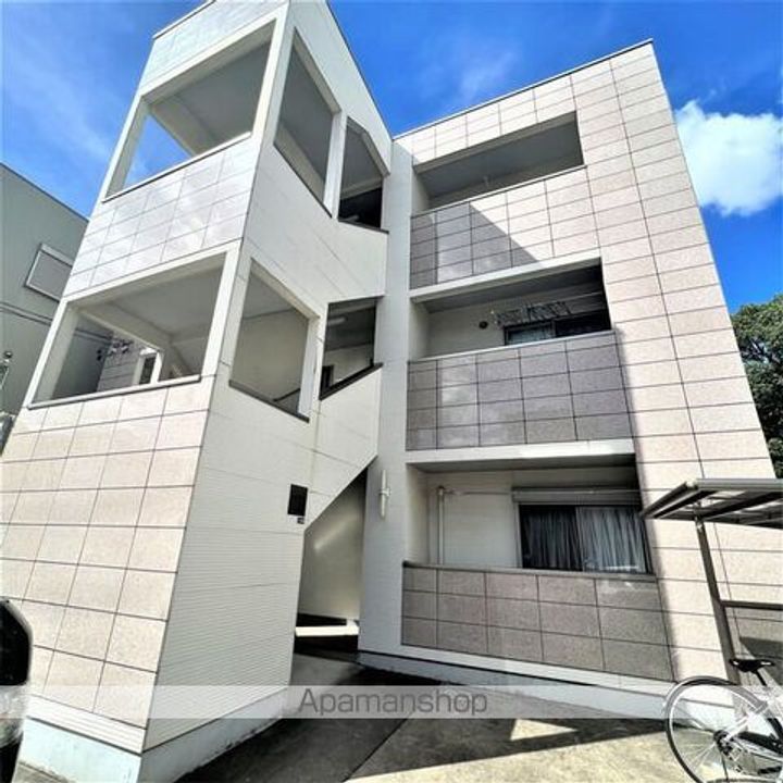 ルシクラージュの外観