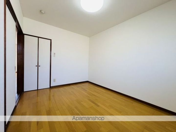 メゾンドピュアA棟202の内装