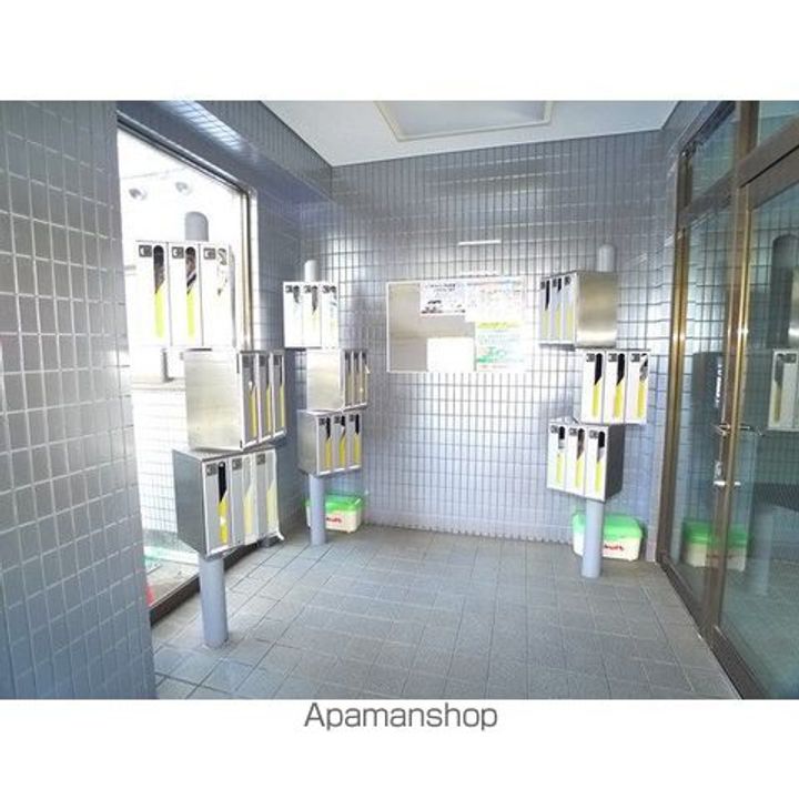 プラーティット本中山の周辺