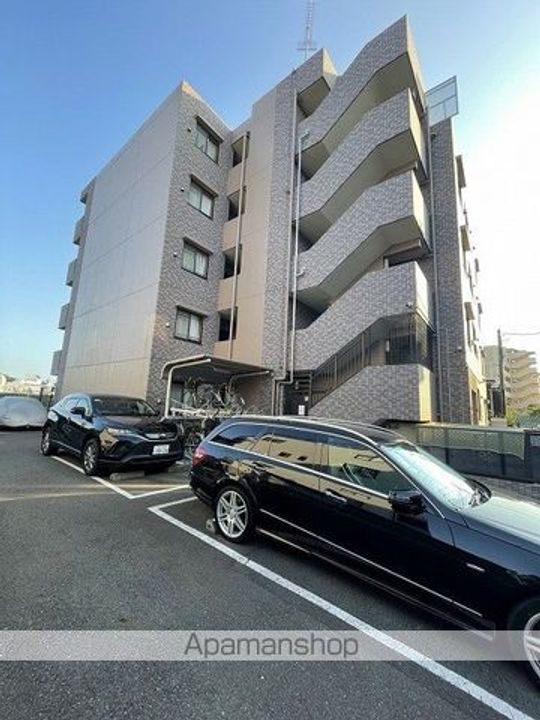 サークビルズⅢの外観